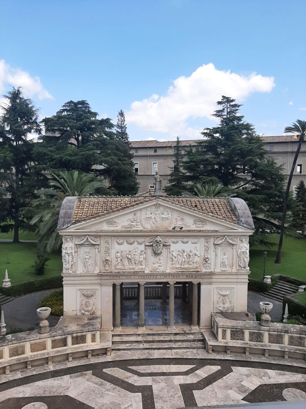 Giovedì 9 Novembre ore 15:30  Visita alla Casina Pio IV nei Giardini Vaticani sede dell'Accademia delle Scienze
